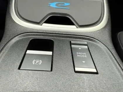 Photo 17 Jeep Avenger  Electrique 156ch 115kW 1st Edition