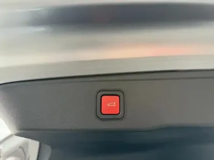 Photo 11 Jeep Avenger  Electrique 156ch 115kW 1st Edition