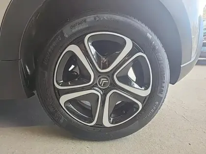 Photo 10 Citroën C3  1.2 PureTech 83ch S&S Shine