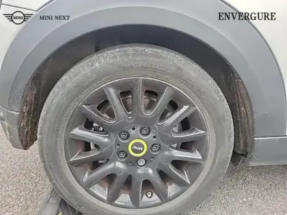 Photo 8 Mini Mini  Cooper SE 184ch Classic BVA 5CV
