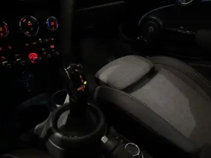 Photo 11 Mini Mini  Cooper 136ch Edition Premium Plus BVA7