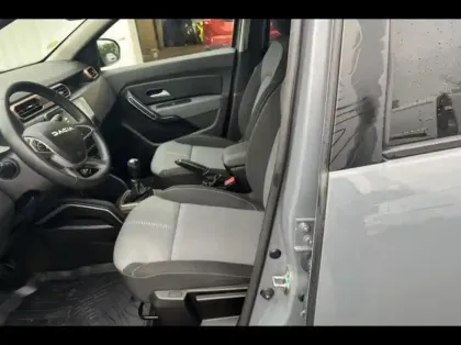 Photo 9 Dacia Duster  1.5 Blue dCi 115ch Extreme 4x2