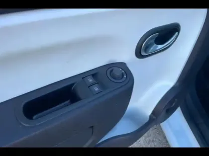 Photo 14 Renault Twingo  E-Tech Electric Equilibre R80 Achat Intégral