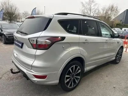 Photo 4 Ford Kuga  1.5 TDCi 120ch Stop&Start ST-Line 4x2 Euro6.2
