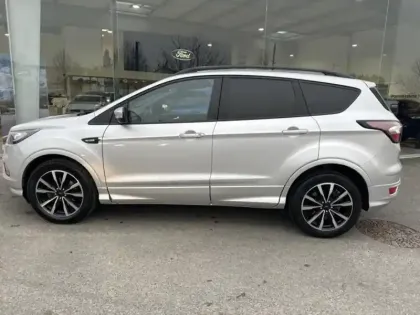 Photo 7 Ford Kuga  1.5 TDCi 120ch Stop&Start ST-Line 4x2 Euro6.2