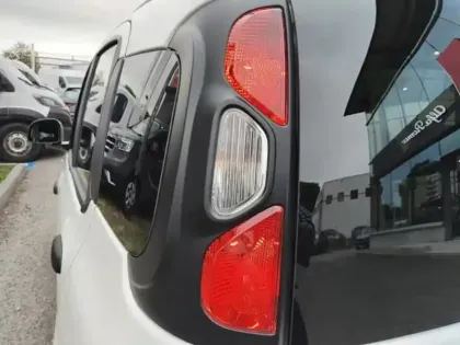 Photo 11 Fiat Panda  1.0 70ch BSG S&S  Cross