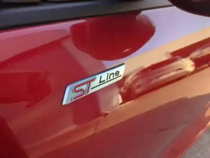 Photo 26 Ford Kuga  2.5 Duratec 190ch FHEV E85 ST-Line BVA