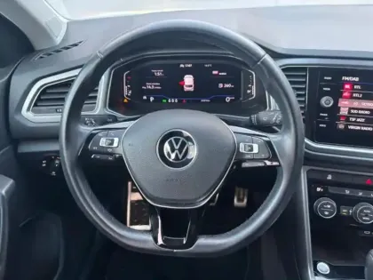 Photo 10 Volkswagen T-roc  1.5 TSI EVO 150ch Active DSG7 S&S