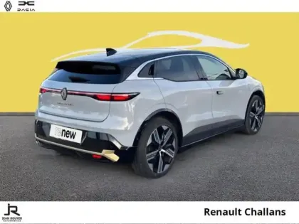 Photo 11 Renault Megane  E-Tech Electric EV60 220ch Iconic super charge