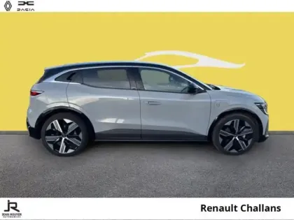 Photo 12 Renault Megane  E-Tech Electric EV60 220ch Iconic super charge