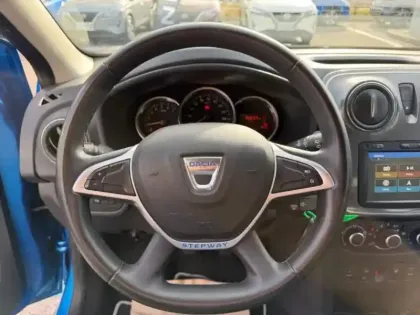 Photo 12 Dacia Logan  MCV 1.5 Blue dCi 95ch Essentiel