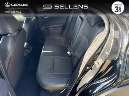 Photo 11 Lexus UX  300h Le 2WD