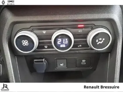 Photo 14 Dacia Jogger  1.6 hybrid 140ch Extreme 7 places -24