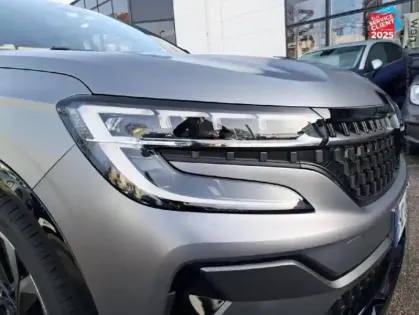 Photo 12 Renault Austral  1.2 E-Tech full hybrid 200ch Iconic esprit Alpine- 24