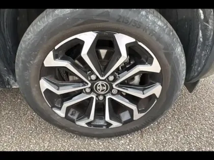 Photo 13 Toyota Yaris  Cross 130h Design ParckCargo AWD-i MC24