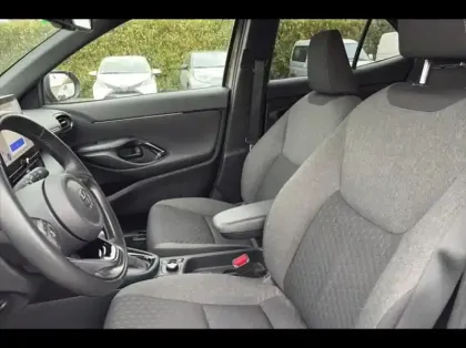 Photo 9 Toyota Yaris  Cross 130h Design ParckCargo AWD-i MC24