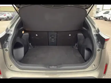 Photo 8 Toyota Yaris  Cross 130h Design ParckCargo AWD-i MC24