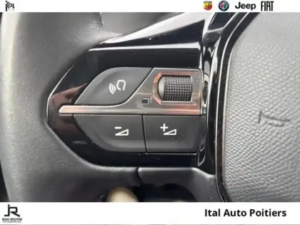 Photo 13 Peugeot 208  1.5 BlueHDi 100ch S&S Allure