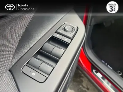 Photo 13 Toyota C-HR  2.0 Hybride Rechargeable 225ch Design MY25