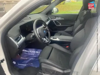 Photo 14 BMW X1  xDrive25e 245ch M Sport Touvrant Sieges chauf/cuir GPS Camera Carplay HUD