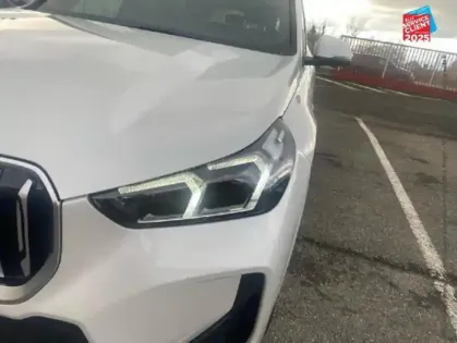 Photo 12 BMW X1  xDrive25e 245ch M Sport Touvrant Sieges chauf/cuir GPS Camera Carplay HUD