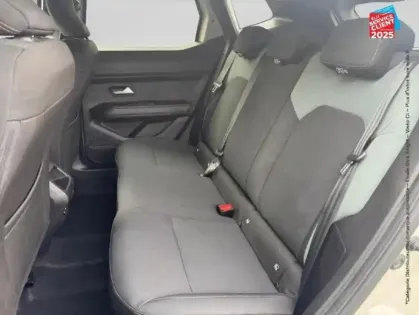 Photo 10 Dacia Duster  1.6 hybrid 140ch Extreme