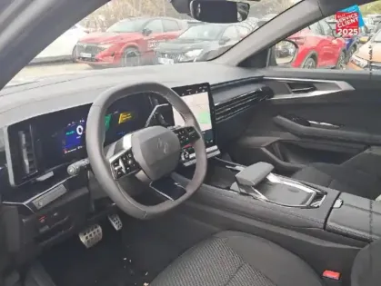 Photo 14 Renault Austral  1.2 E-Tech full hybrid 200ch Techno esprit Alpine - 24