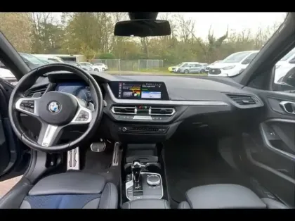 Photo 8 BMW Serie 1 Série 1 118dA 150ch M Sport