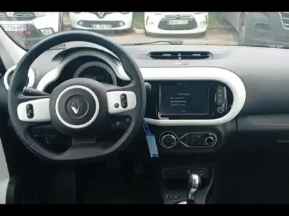 Photo 2 Renault Twingo  E-Tech Electric Equilibre R80 Achat Intégral