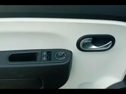 Photo 8 Renault Twingo  E-Tech Electric Equilibre R80 Achat Intégral