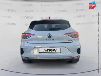 Photo 65 Renault Clio  1.6 E-Tech 145ch full hybrid esprit Alpine - 24 Camera GPS