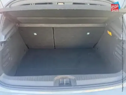 Photo 57 Renault Clio  1.6 E-Tech 145ch full hybrid esprit Alpine - 24 Camera GPS