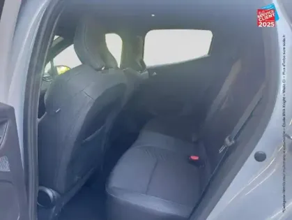 Photo 84 Renault Clio  1.6 E-Tech 145ch full hybrid esprit Alpine - 24 Camera GPS