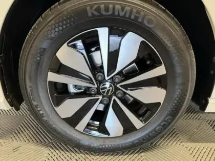 Photo 6 Volkswagen Polo  1.0 TSI 95ch VW Edition DSG7