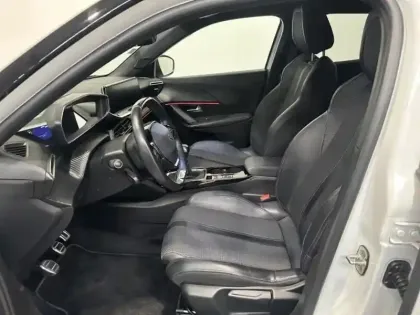 Photo 9 Peugeot 2008  1.2 PureTech 130ch S&S GT