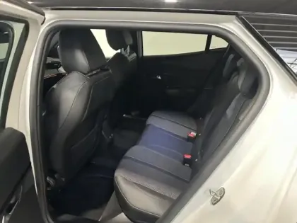 Photo 10 Peugeot 2008  1.2 PureTech 130ch S&S GT