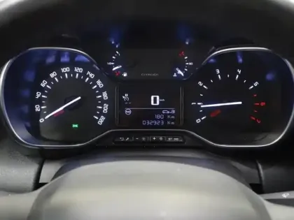 Photo 8 Citroën C3 Aircross  PureTech 110ch S&S Shine