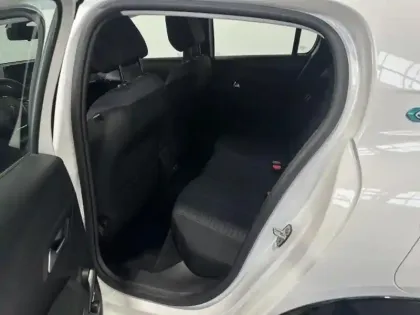 Photo 8 Peugeot 208  e- 136ch Active