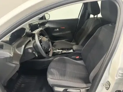 Photo 7 Peugeot 208  e- 136ch Active