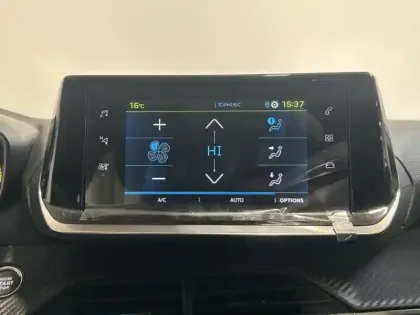 Photo 12 Peugeot 208  e- 136ch Active