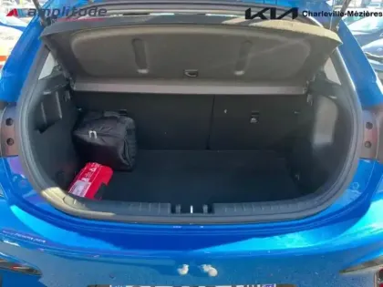 Photo 12 Kia Rio  1.0 T-GDI 100ch MHEV GT-Line iBVM6