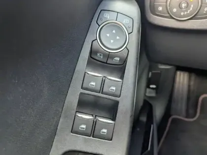 Photo 13 Ford Puma  1.0 EcoBoost 125ch mHEV ST-Line 6cv