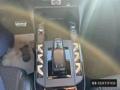 Photo 10 DS DS 3  Crossback PureTech 130ch Performance Line + Automatique