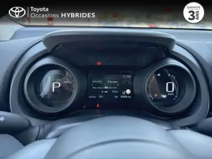 Photo 13 Toyota Yaris  116h  Design 5p MY22