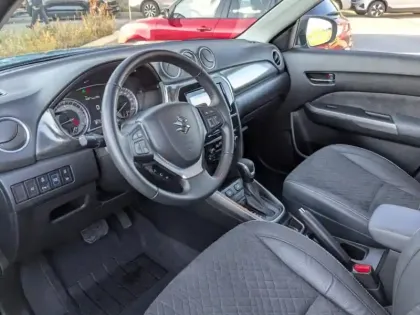 Photo 13 Suzuki Vitara  1.5 Dualjet Hybrid 115ch Style Auto