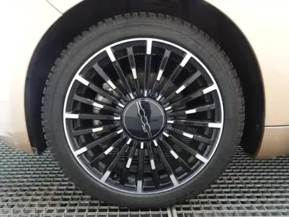 Photo 9 Fiat 500  e 118ch Icône Plus