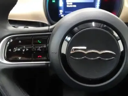 Photo 10 Fiat 500  e 118ch Icône Plus