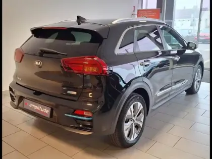 Photo 4 Kia Niro e- Premium 204ch