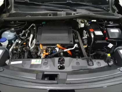 Photo 10 Peugeot 2008  e- 136ch Active