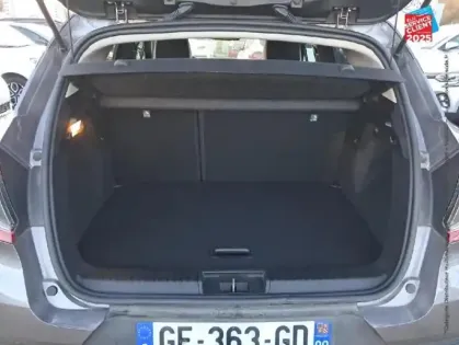 Photo 13 Renault Captur  1.3 TCe 140ch FAP Intens -21